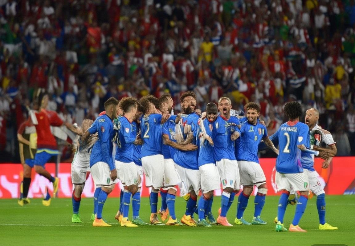 意大利2-0逆转西班牙晋级欧洲杯四强(图1)